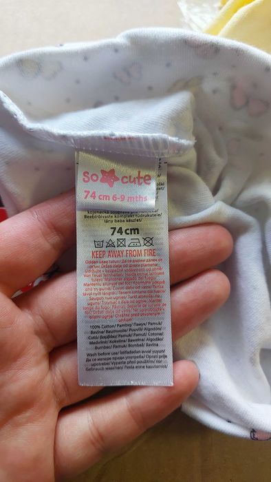 Zestaw czapeczek dla niemowląt