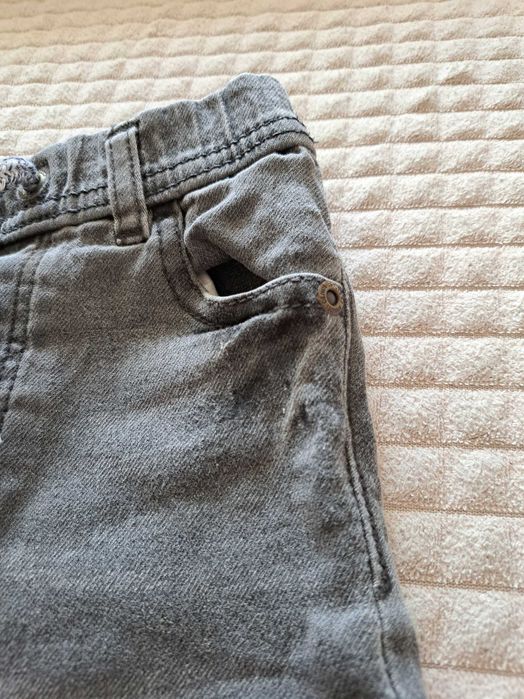 Jeansy ze ściągaczami dla chłopca rozmiar 86/92