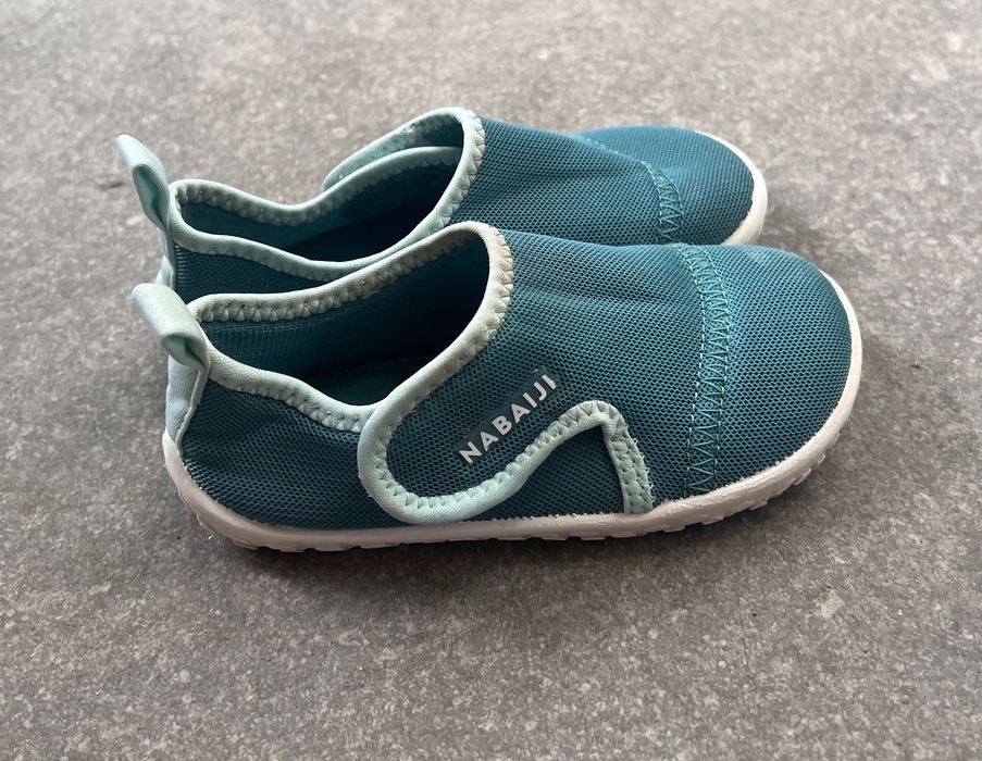Dziecięce buty na basen nabaiji 25
