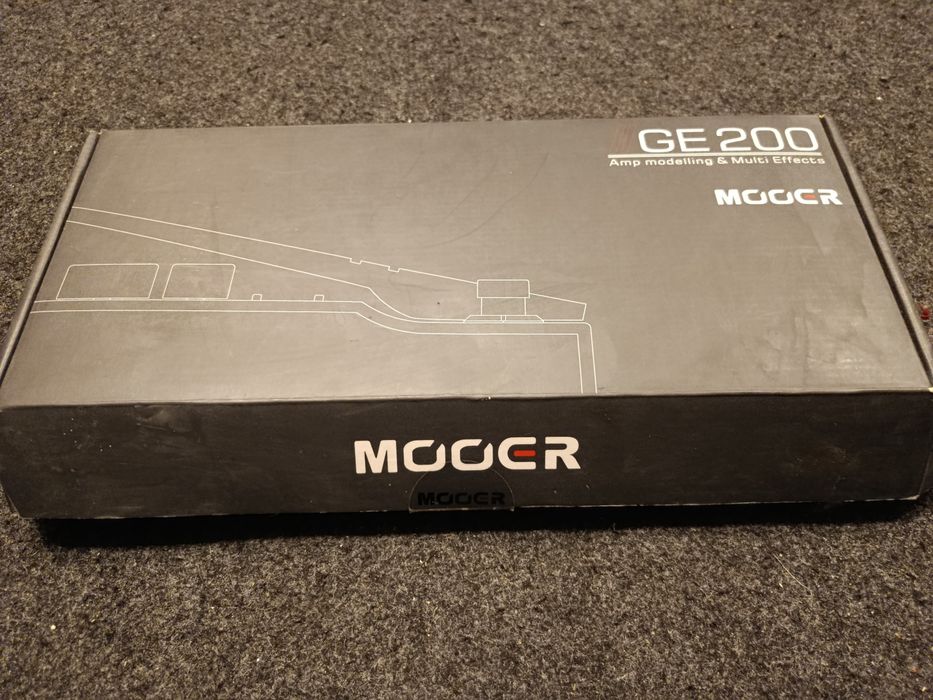 Pedaleira Multi-Efeitos Mooer GE 200