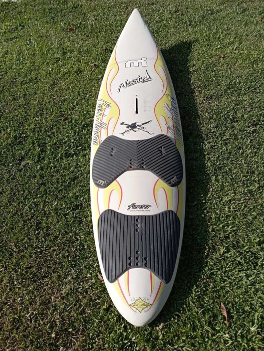 Prancha de windsurf Naish Hawaii Floater