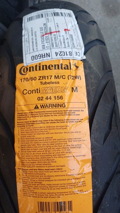 Pneus moto Continental - novos