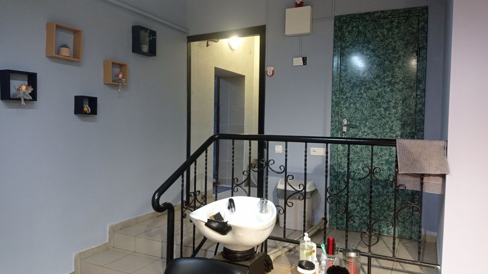 Продам  не житлове  приміщення Грушевського