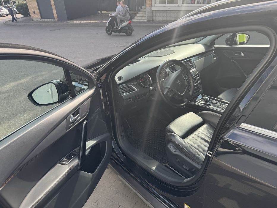 Peugeot 508 гібрид