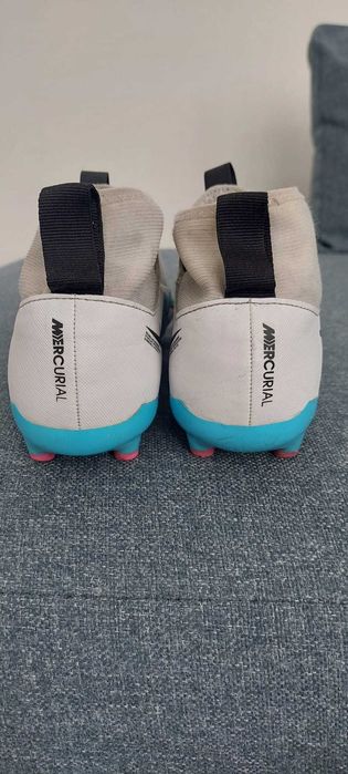 Chuteira Nikecurial Zomm