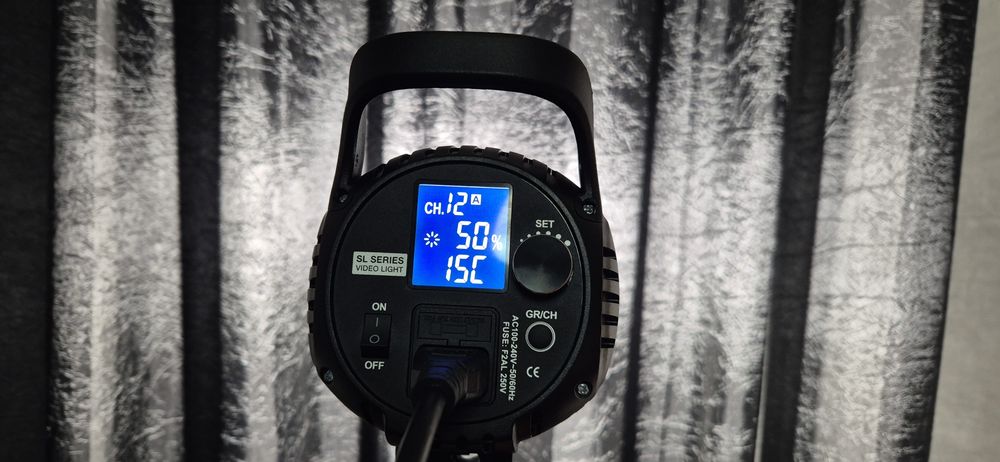 Luz de Vídeo Godox SL60W -