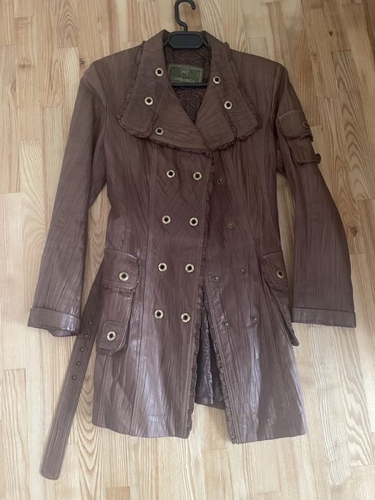 Шкіряний плащ