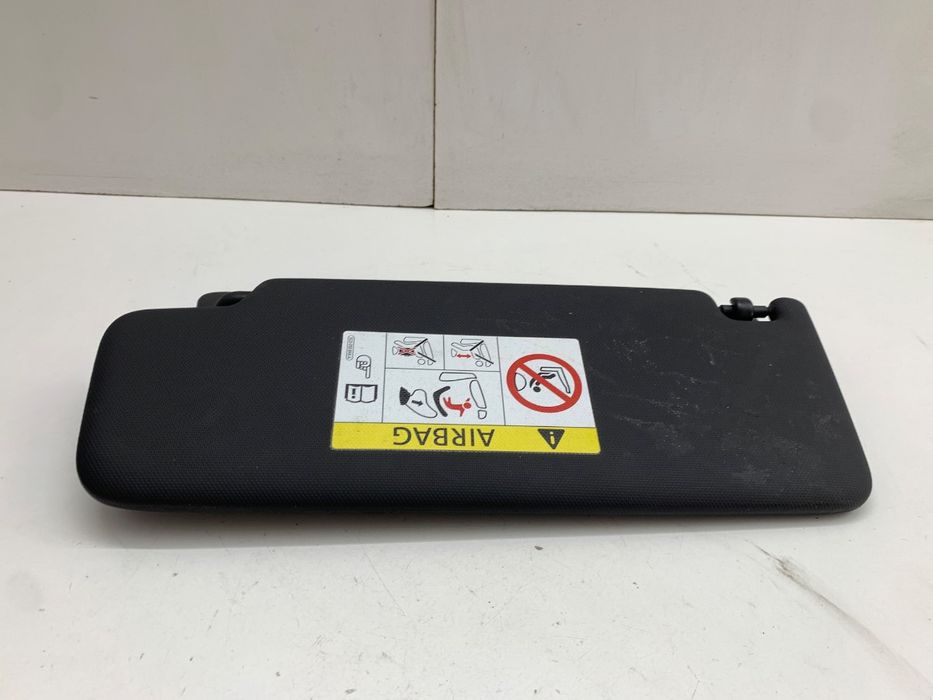 OSŁONA PRZECIWSŁONECZNA PRAWY AUDI A4 B9 BLENDA LUSTEREK, PRAWA