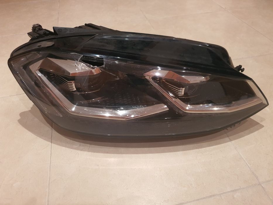 Farol Direito VW Golf VII 7.5 (Facelift 2017) LED 5G1 9 4 1 0 3 6