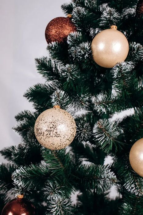 Ялинка штучна 1,5м з білими кінчиками пишна Елка искусственная ПВХ 150