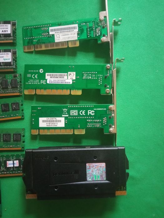 Оперативная память, жосткий диск,