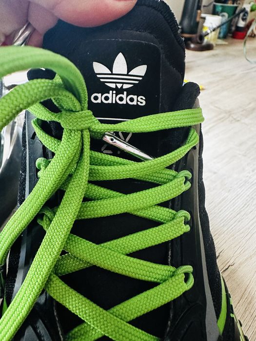 Кросівки adidas