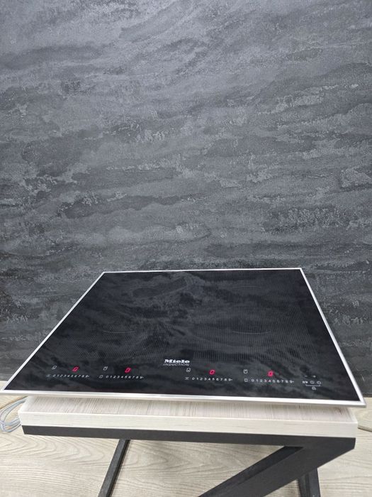 Індукційна поверхня Miele®️ Km6328 Флекс зони Бустер подвійний Таймер