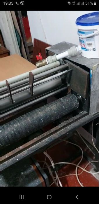 Клеємазка клеемазочная машина клеенаносящий станок каширувальна машина