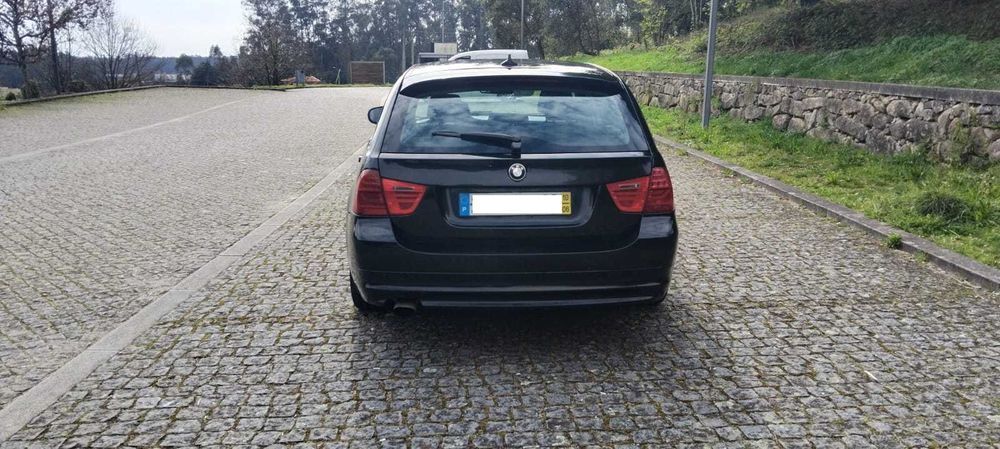 BMW 318 Touring - Diesel - Ano 2010 - Nacional