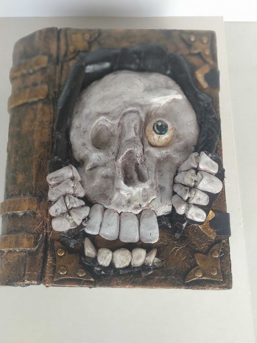 Present książka -pudelek