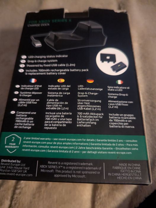 Stacja Ładująca Do Padów Xbox S/X Revent 2 baterie w zestawie plus klapka do pada