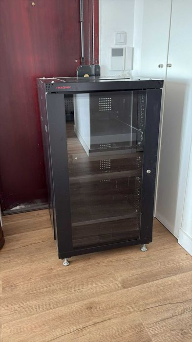 Rack Matic 20U - 60x60x99 cm e pés