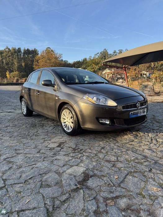 Fiat Bravo 1.6 Multijet - Diesel fiável e econômico