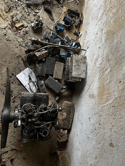 Двигун авіамодельний повної комплектації б/у ідеальний робочий стан