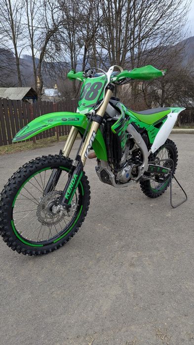 Продам KAWASAKI KX 450 F