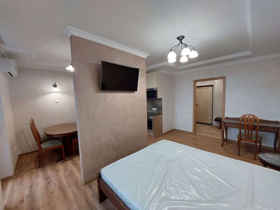 Оренда 1-кімн.кв. в центрі в ЖК Київ Скай