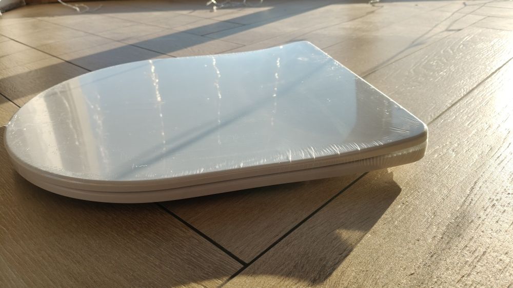 Deska sedesowa wolnoopadająca do misy WC Rea Carlo mini