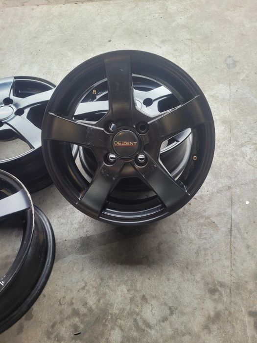 Felgi Aluminiowe r 14 czarne 4x 100