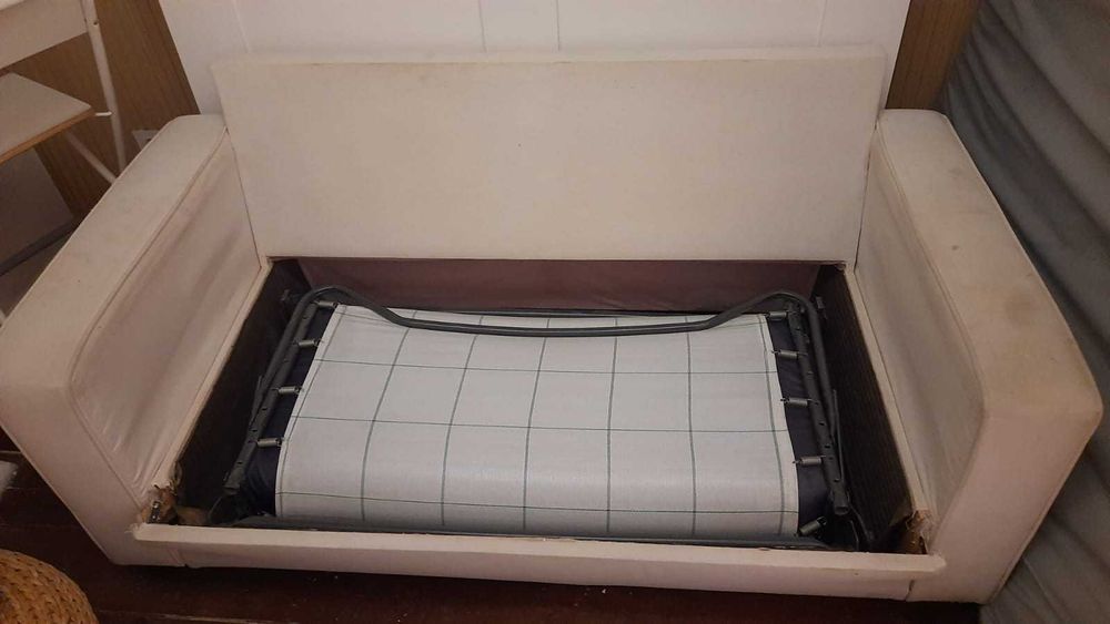 Sofá cama operacional