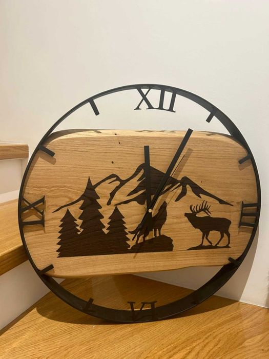 Zegary ścienne drewniane