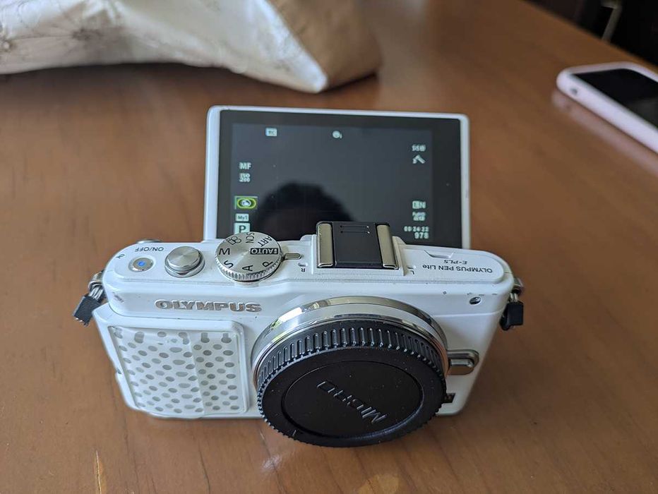 Olympus PEN  E-PL5 Branca - 16 MP