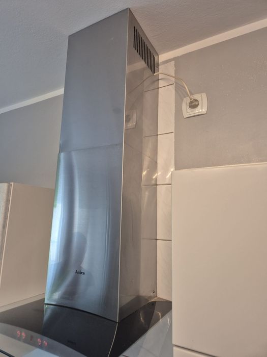 Sprzedam okap kominowy 60 cm