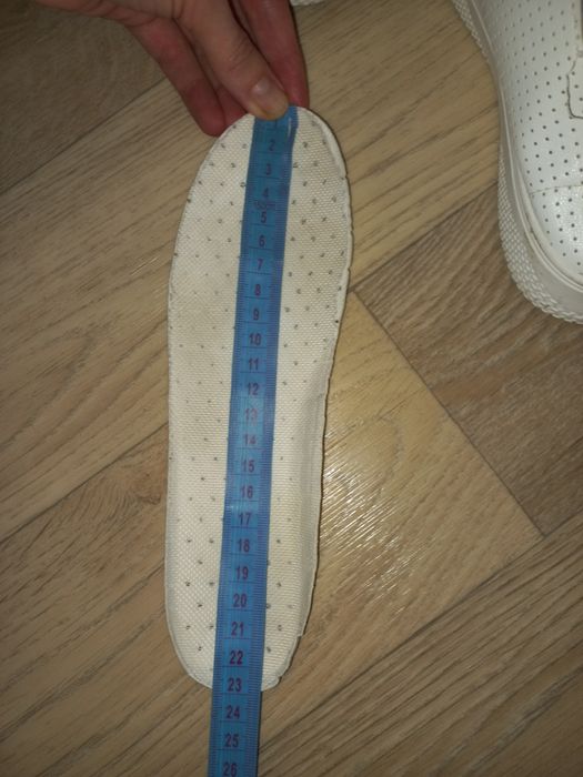 Білі кеди мокасини кросівки