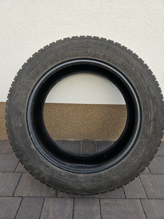 Nokian - opony zimowe 235/55 R18