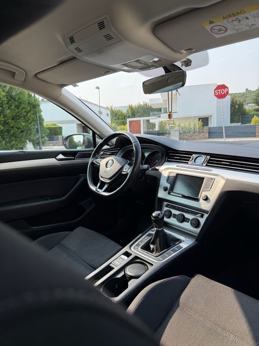 VW Passat 2.0 TDi 2017 ** DESDE 199€ Mês**