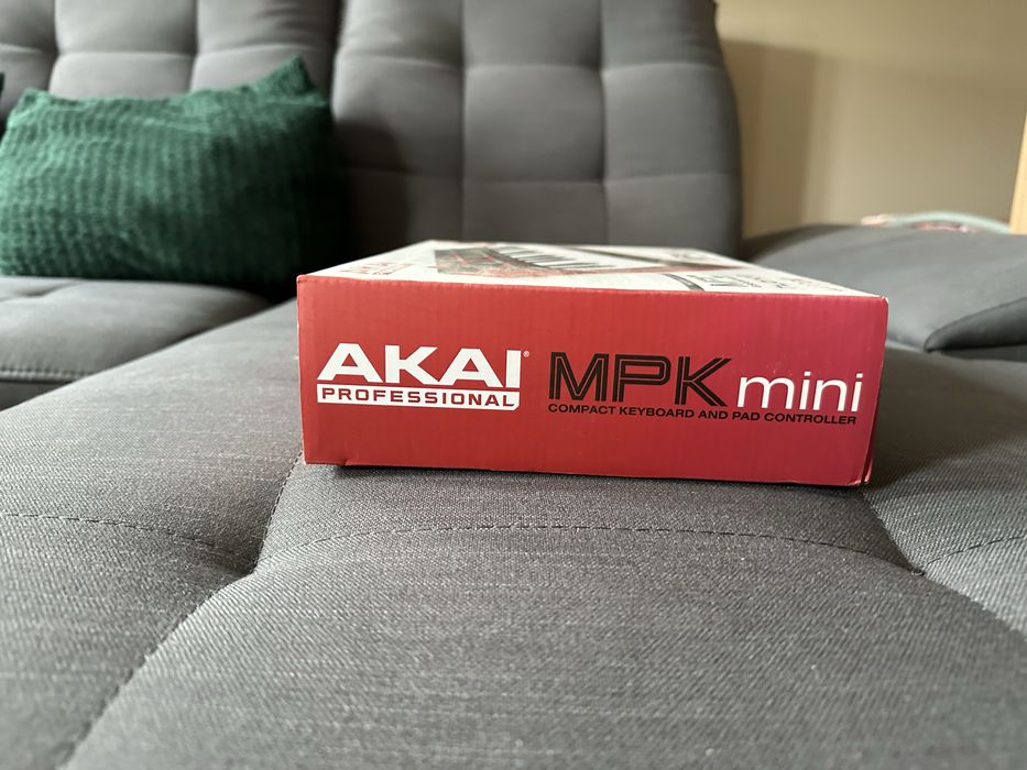 Klawiatura sterujaca Akai MPK Mini 2