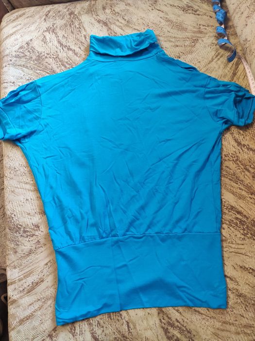 Женская берюзовая блузка