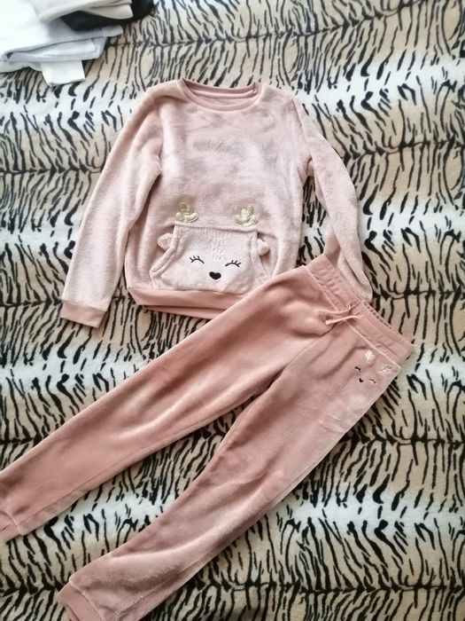 15 rzeczy Ubrania dla dziewczynki r. 134/140