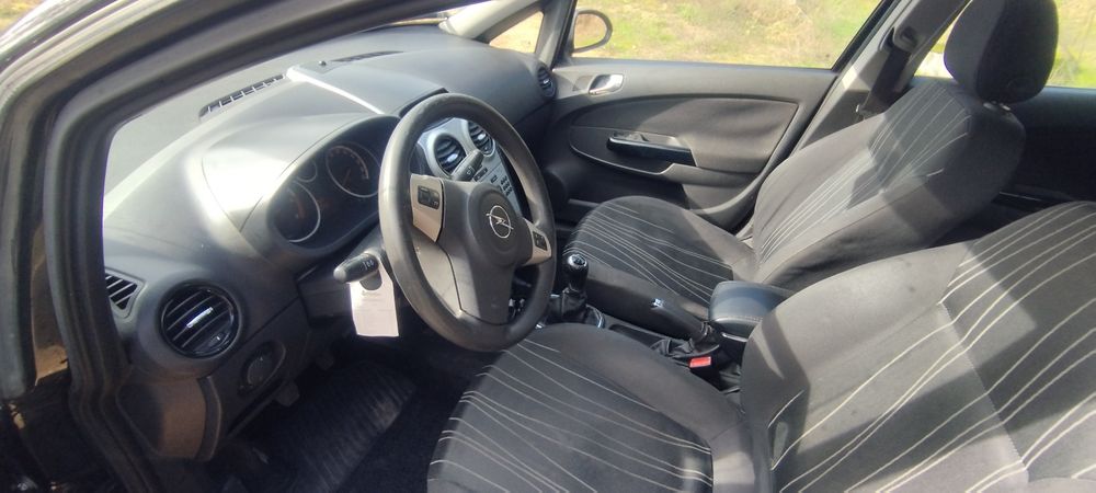 Opel corsa D 1300CDTI