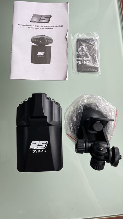 автомобільний відеореєстратор RS DVR -13