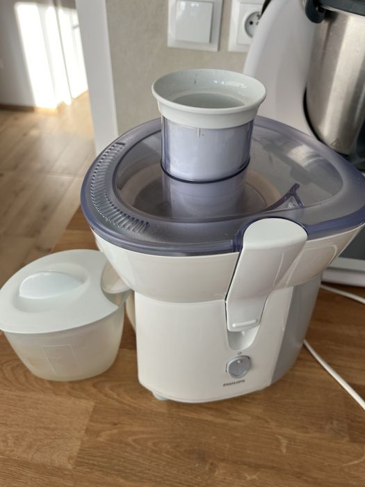 Sokowirówka do robienia soków i przetworów Philips