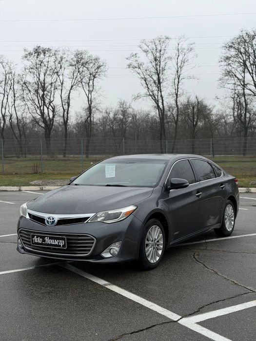 Продам Toyota Avalon