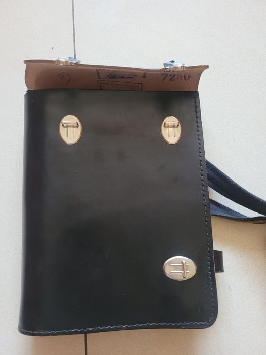 Skórzana raportówka MO