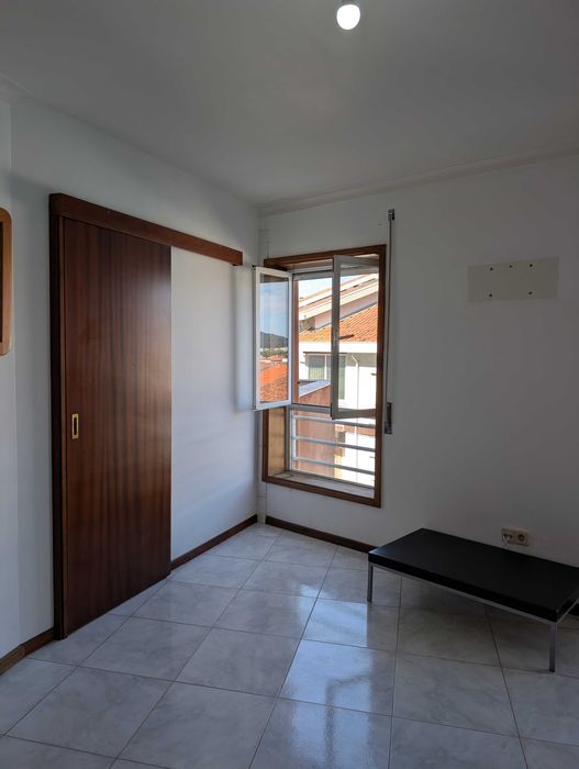T0 Mobilado para Arrendamento – Centro de Viana do Castelo