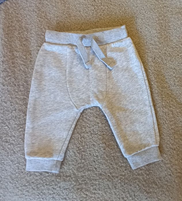 Wyprzedaż. Ubranka dla chłopca 68cm. 6 sztuk