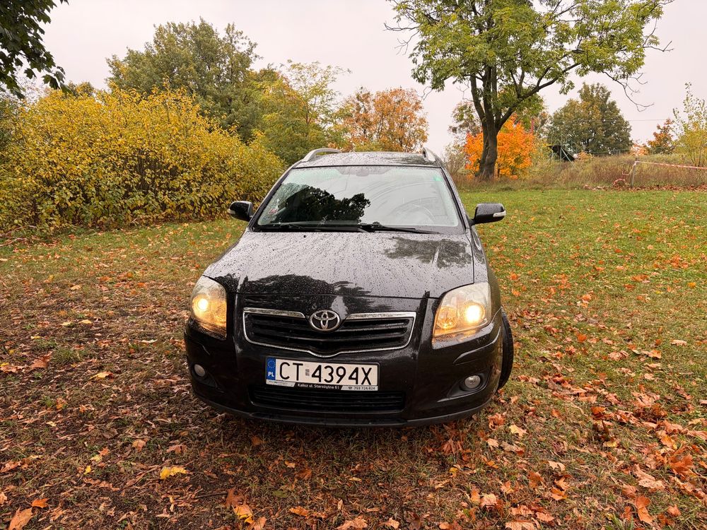Toyota Avensis 2.0 D-4D Luna