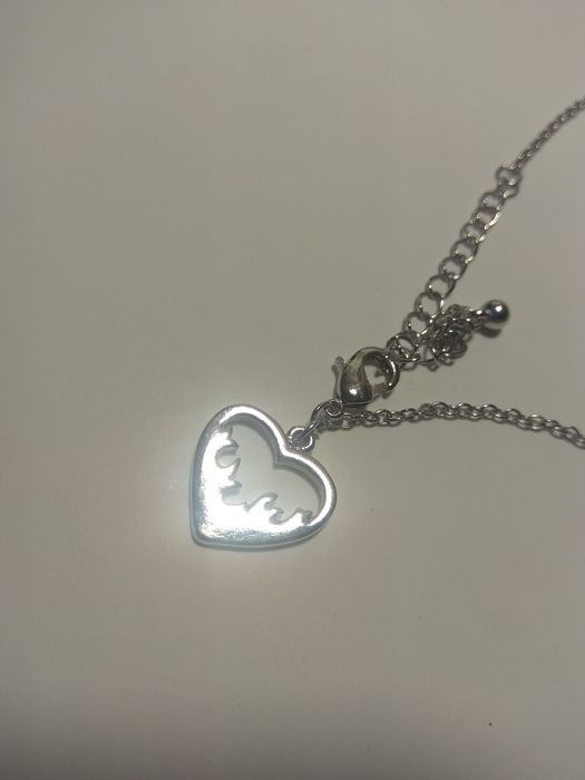Serduszko na łańcuszku, biżuteria sztuczna