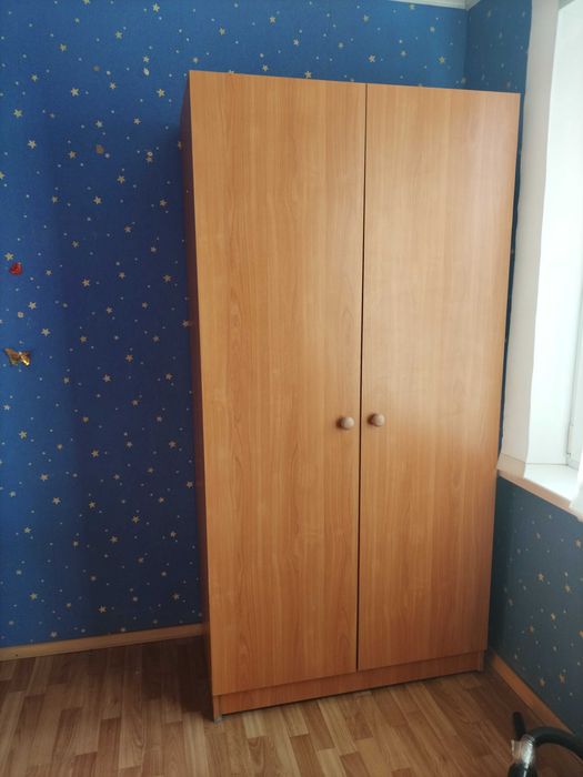 Шафа у дитячу кімнату б/у