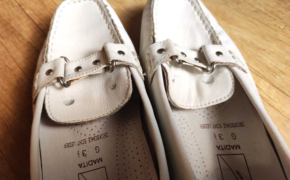 Białe loafersy / mokasyny skórzane medicus 36.5 / 37 wygodne