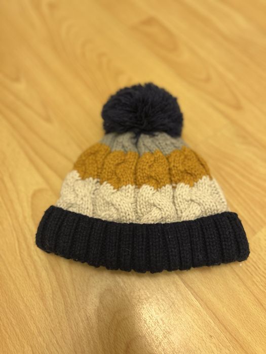 Продам шапку дитячу.